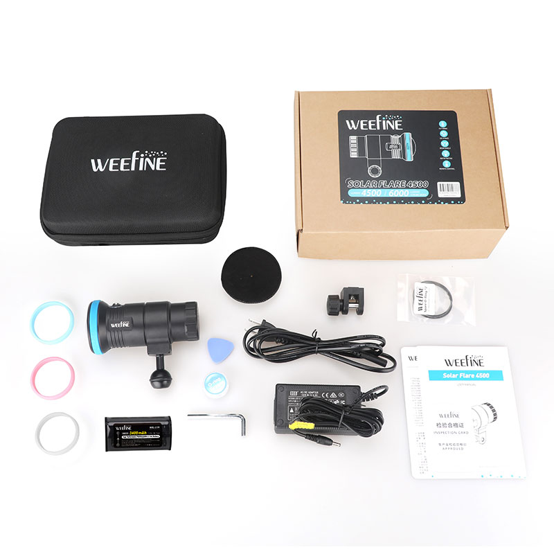 WEEFINE  SolarFlare 4500 WF102 - Underwater Flashlight 评论和价格